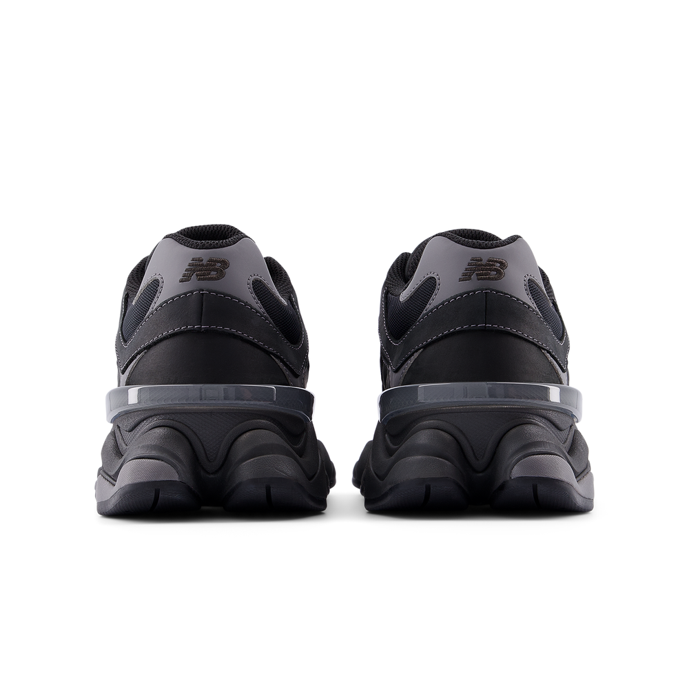 Unisex topánky New Balance U906079E – čierné