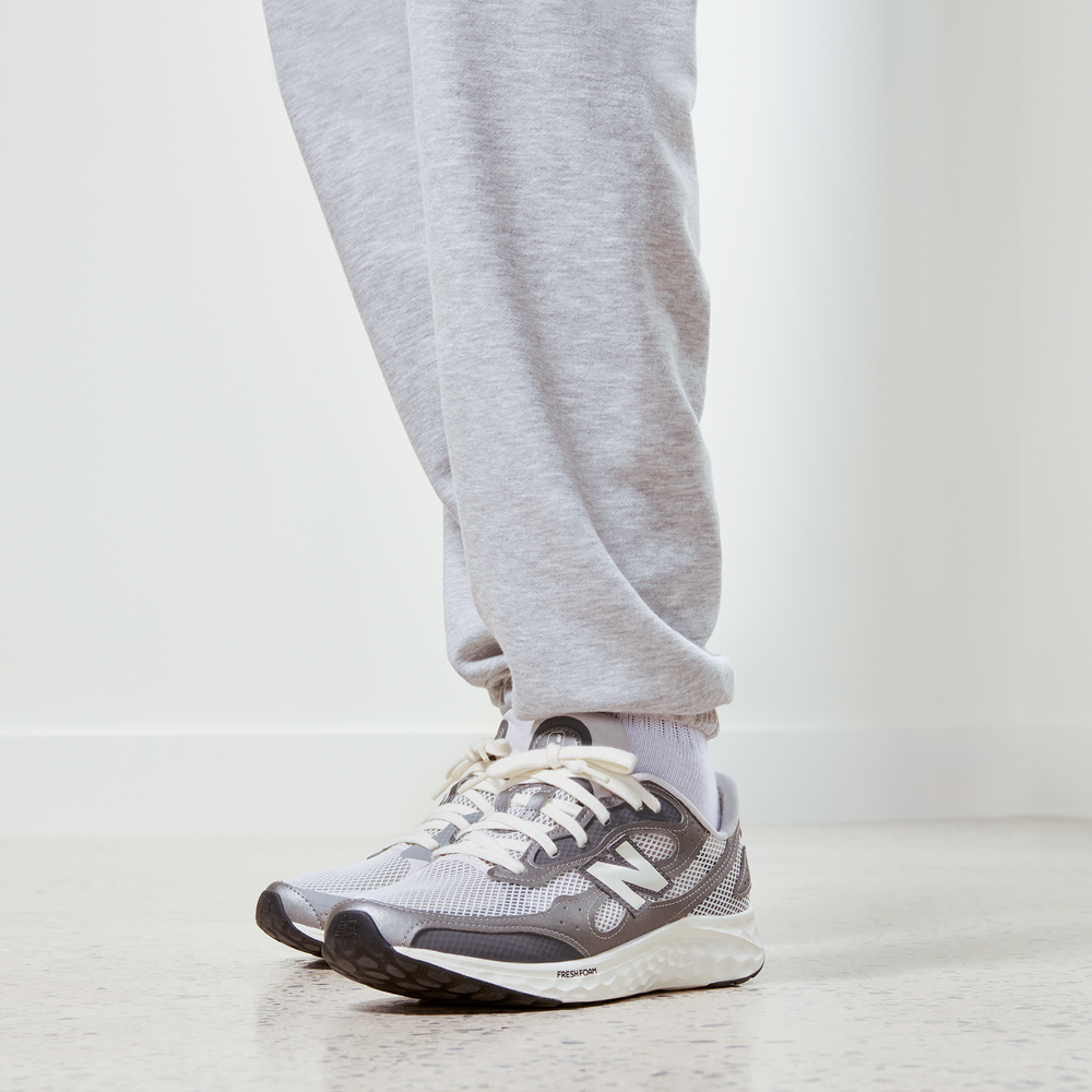 Pánske topánky New Balance Fresh Foam Arishi v4 MARISTG4 – sivé