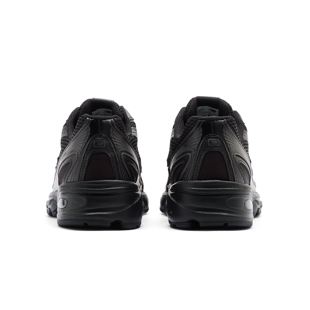 Unisex topánky New Balance U740BO2 – čierné