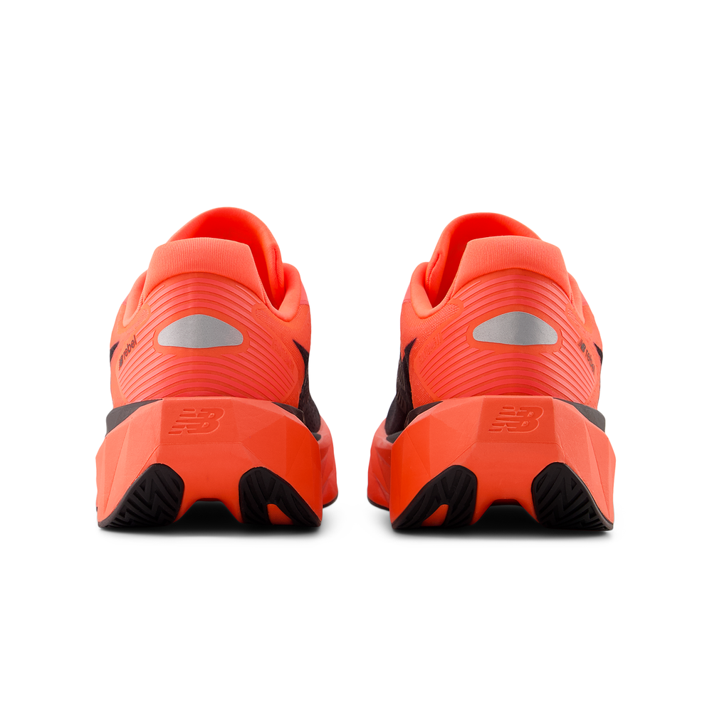 Dámske topánky New Balance FuelCell Rebel v5 WFCXLQ5 – červené