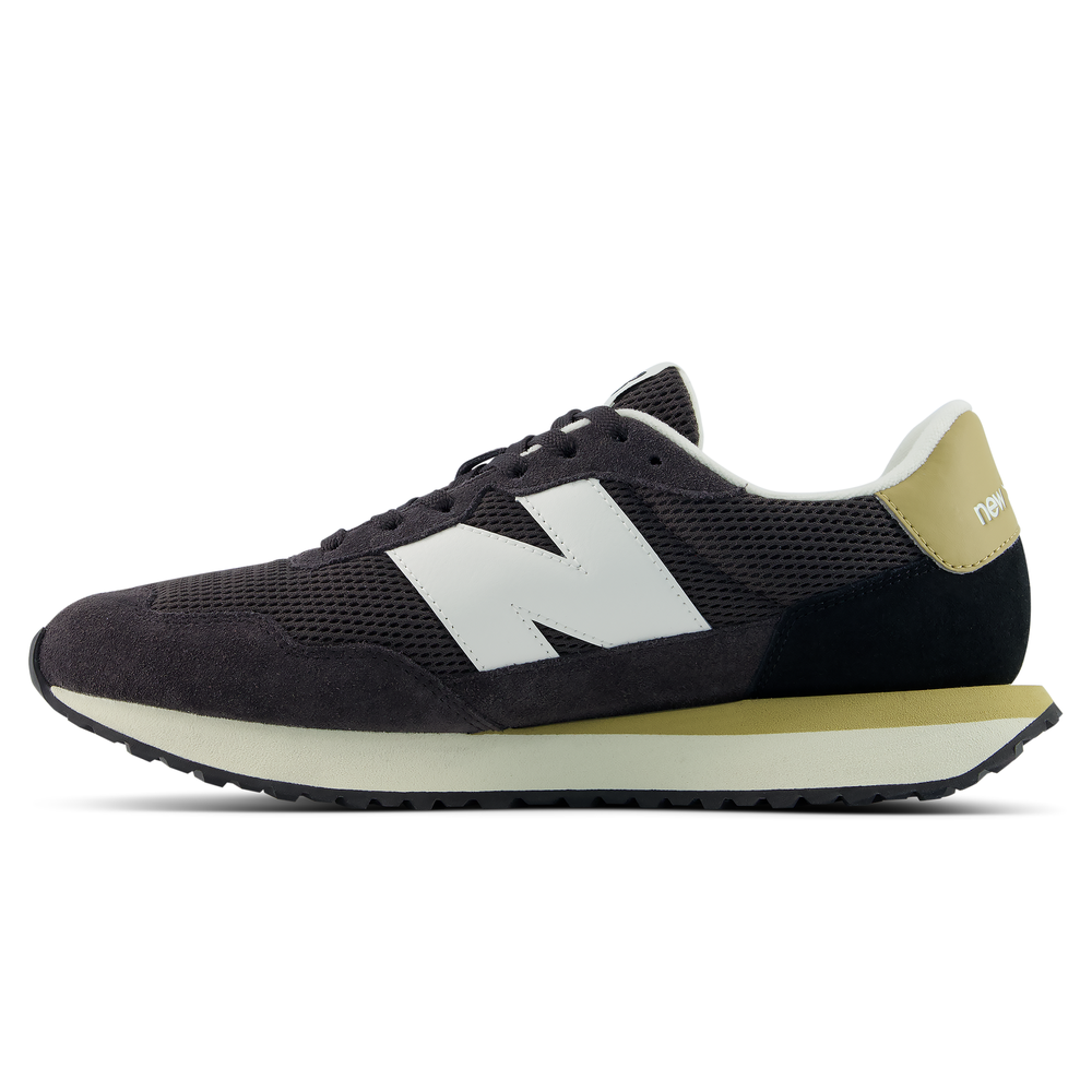 Pánske topánky New Balance M2375RS – čierné