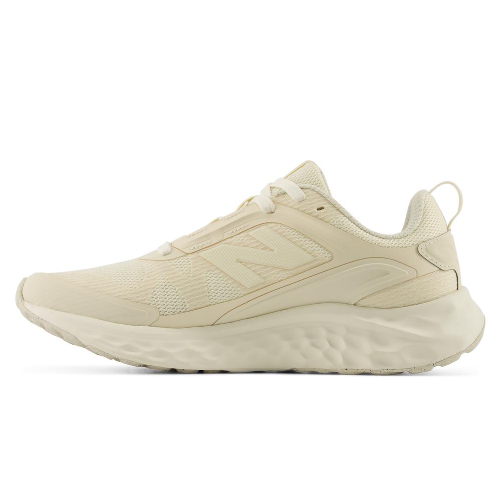Dámske topánky New Balance Fresh Foam Arishi v4 Utility WARIS9MY – béžové