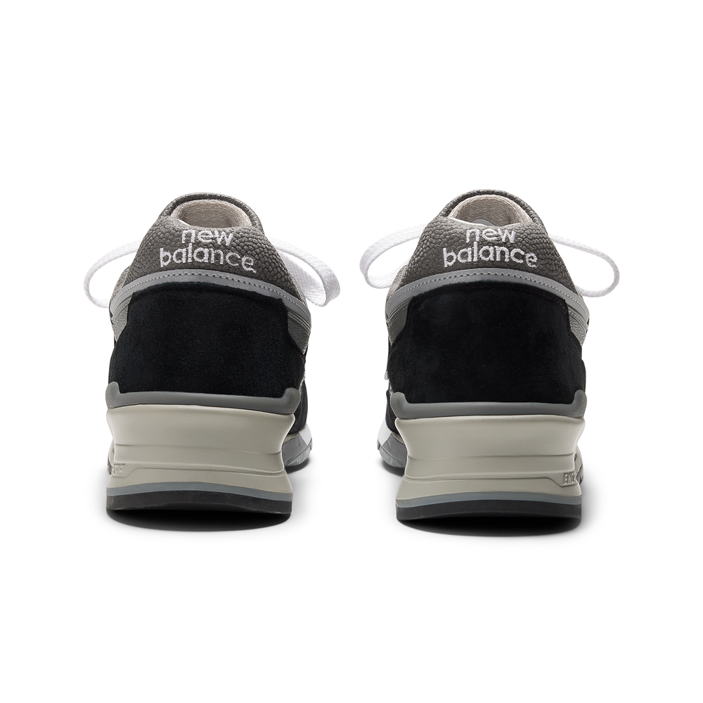 Unisex topánky New Balance U997BK - čierné