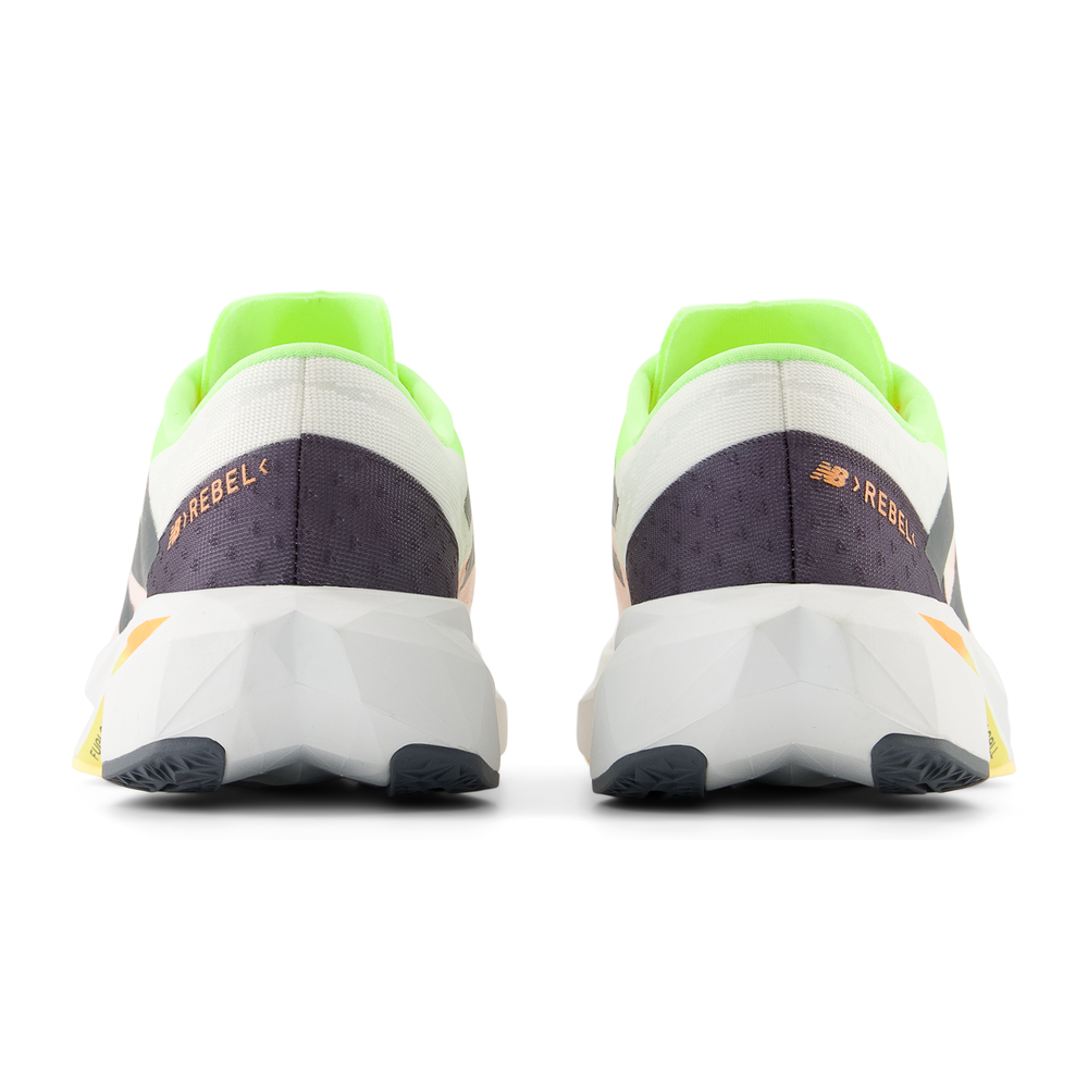 Dámske topánky New Balance FuelCell Rebel v4 WFCXLA4 – viacfarebné