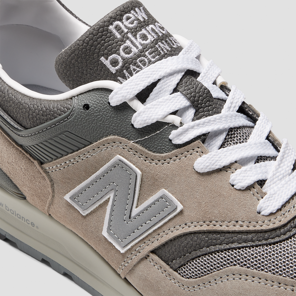 Unisex topánky New Balance U997GY - béžové