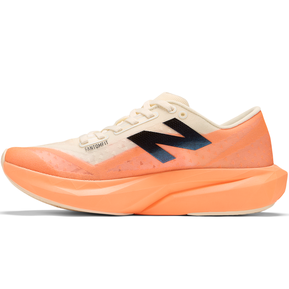 Dámske topánky New Balance FuelCell Rebel v4 WFCXCC4 – oranžová