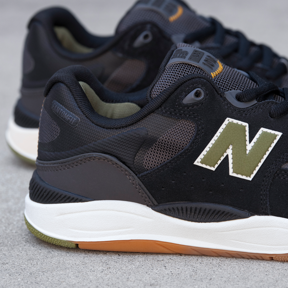 Pánske topánky New Balance Numeric UN1010A – čierné