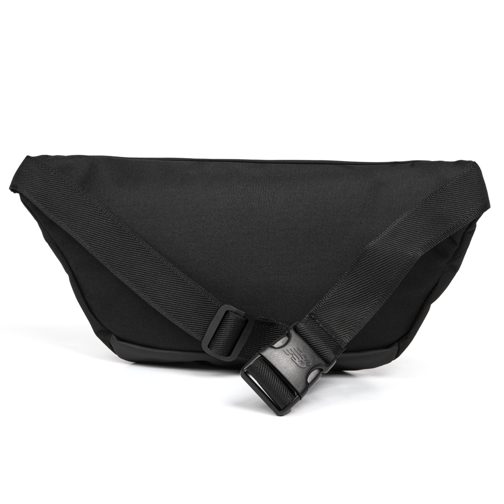 Ľadvinka New Balance LAB23001BWP – čierne