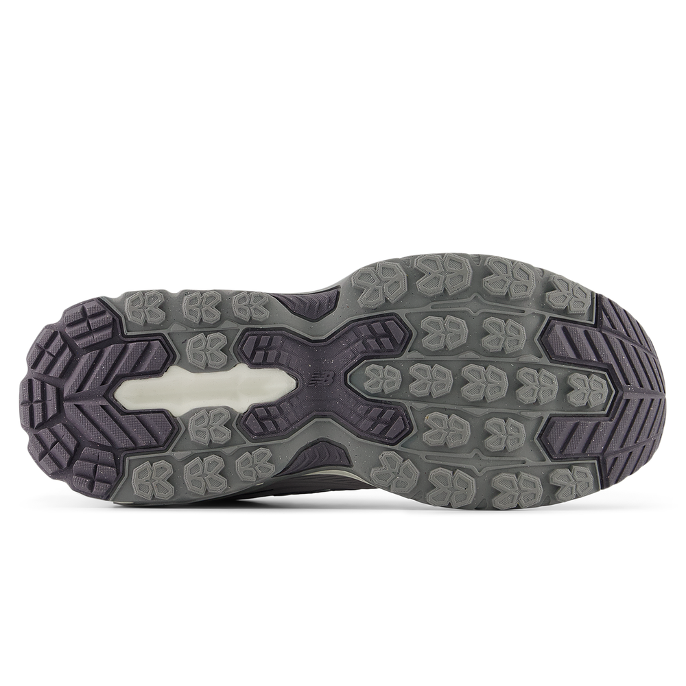 Dámske topánky New Balance 410 v9 W4107ZS - sivé