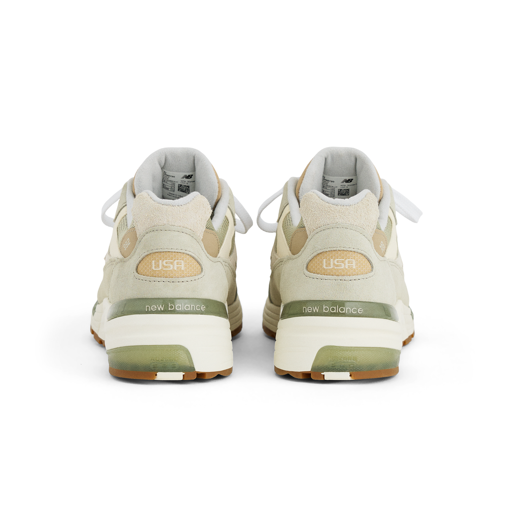 Unisex topánky New Balance U992720 - béžové