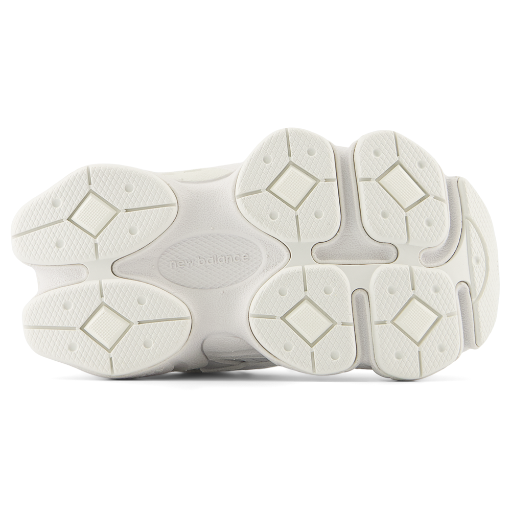 Detské topánky New Balance IV9060LL – biele