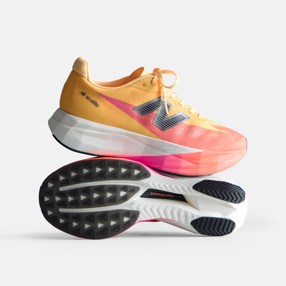 Dámske topánky New Balance FuelCell SC Elite V5 WRCEL4JM – oranžová