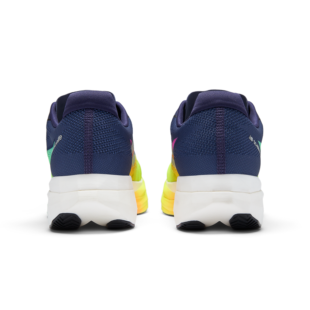 Topánky na behanie New Balance FuelCell SC Elite V5 MRCEL79H – tmavomodrá