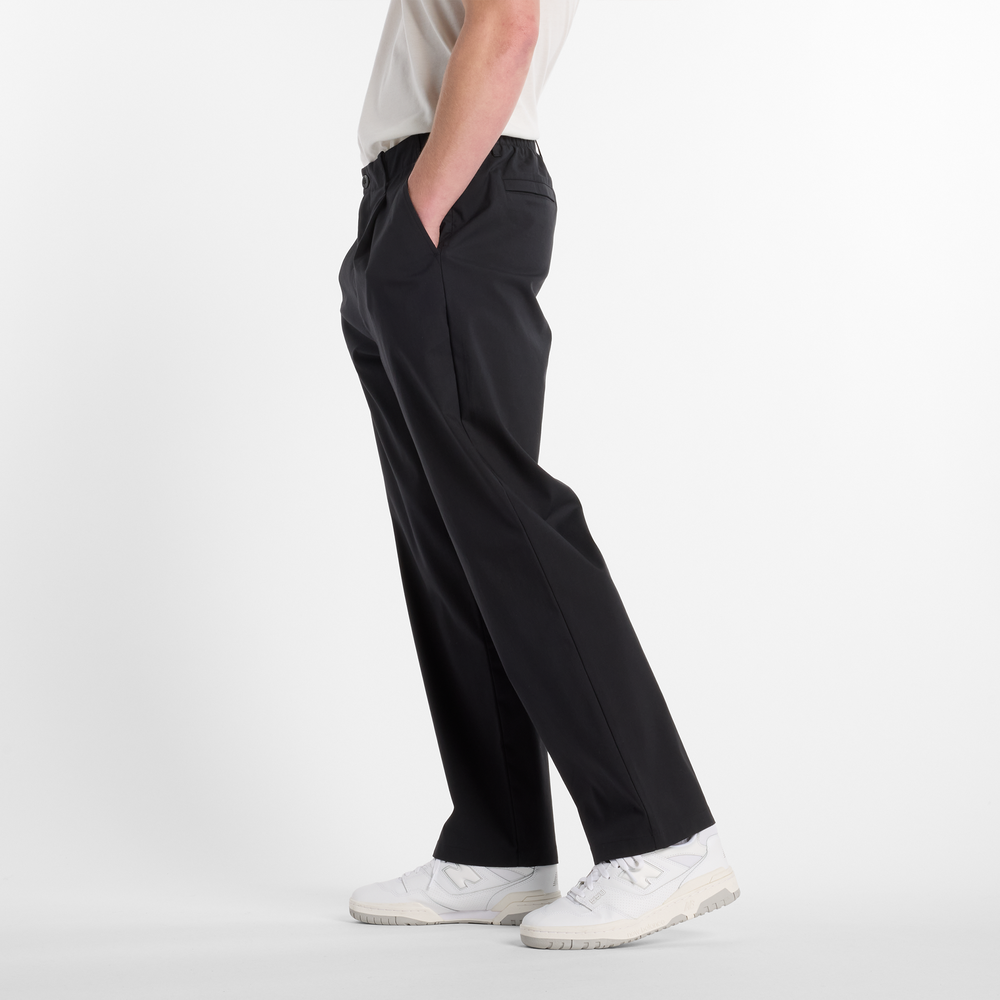 Pánske nohavice New Balance MP51563BK – čierné