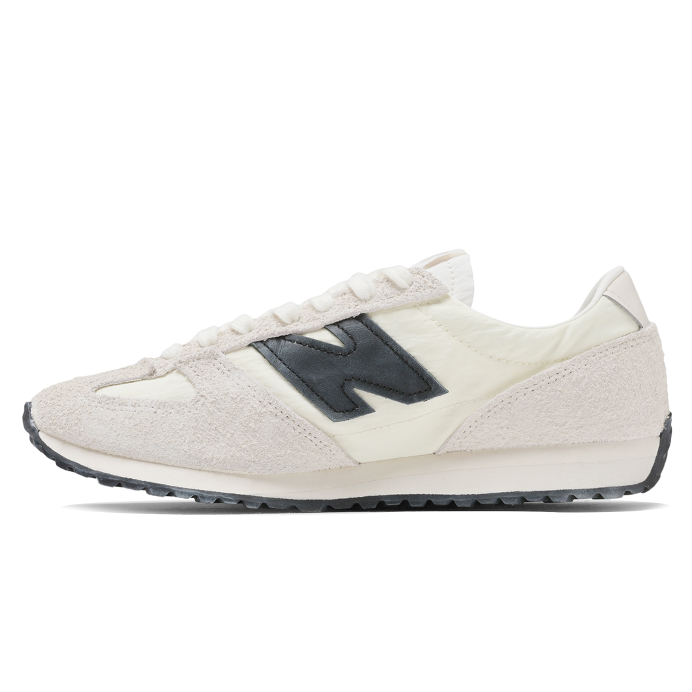 Unisex topánky New Balance U471AM – béžové