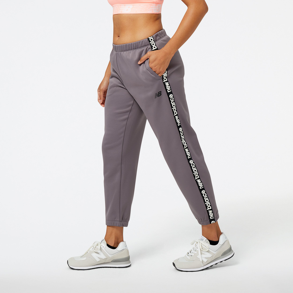 Dámske nohavice New Balance WP13176ZNC – sivé
