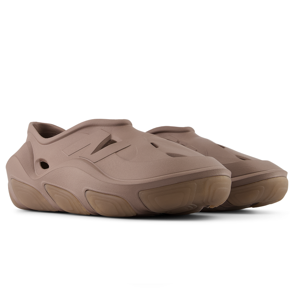 Unisex topánky New Balance  Fresh Foam X RCVRY RCVRYEES – hnedá