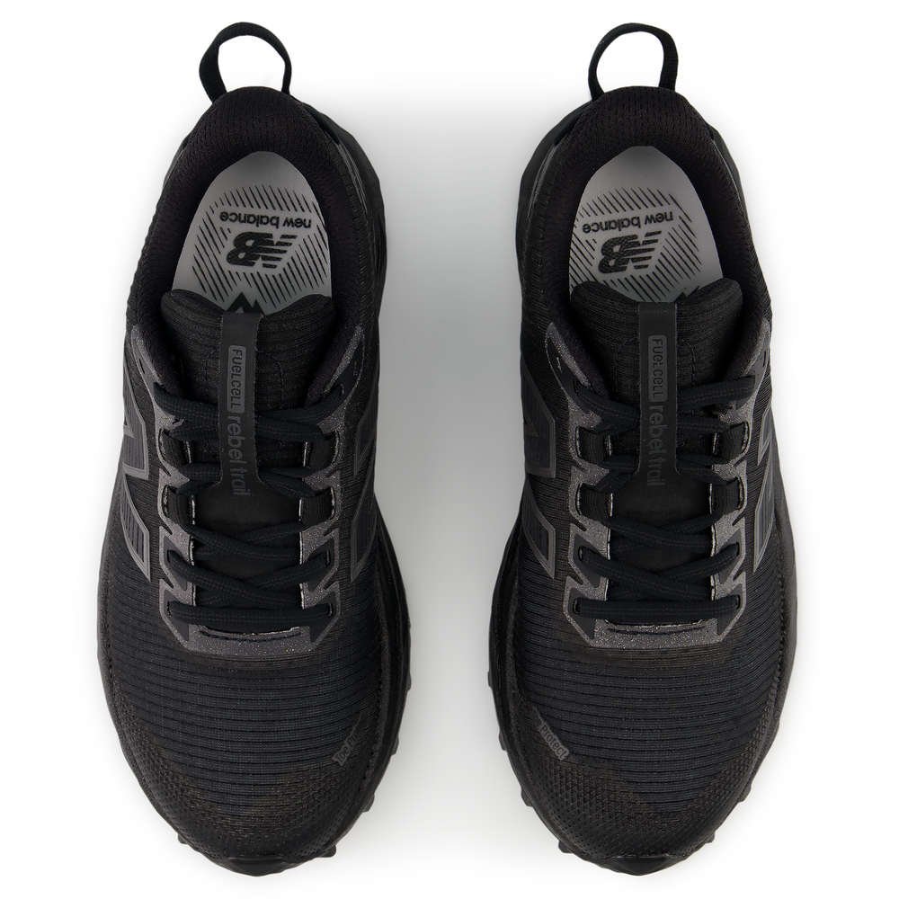 Dámske topánky New Balance FuelCell Rebel Trail WRBT5CX – čierné