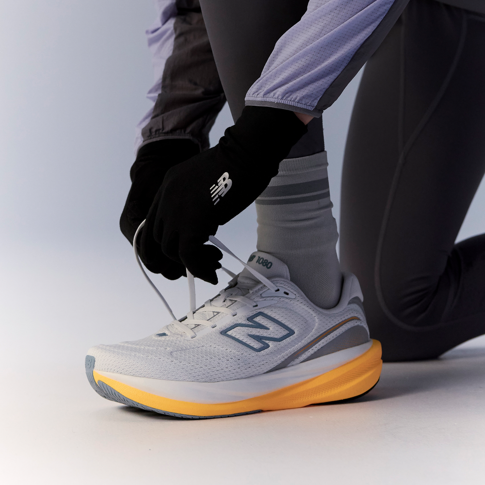 Pánske topánky New Balance Infinion 1080 v15 M108098N – sivé