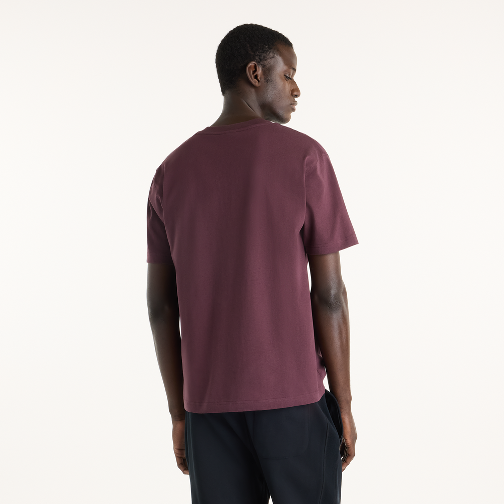 Pánske tričko New Balance Athletics Premium Relaxed Chest Logo – bordová