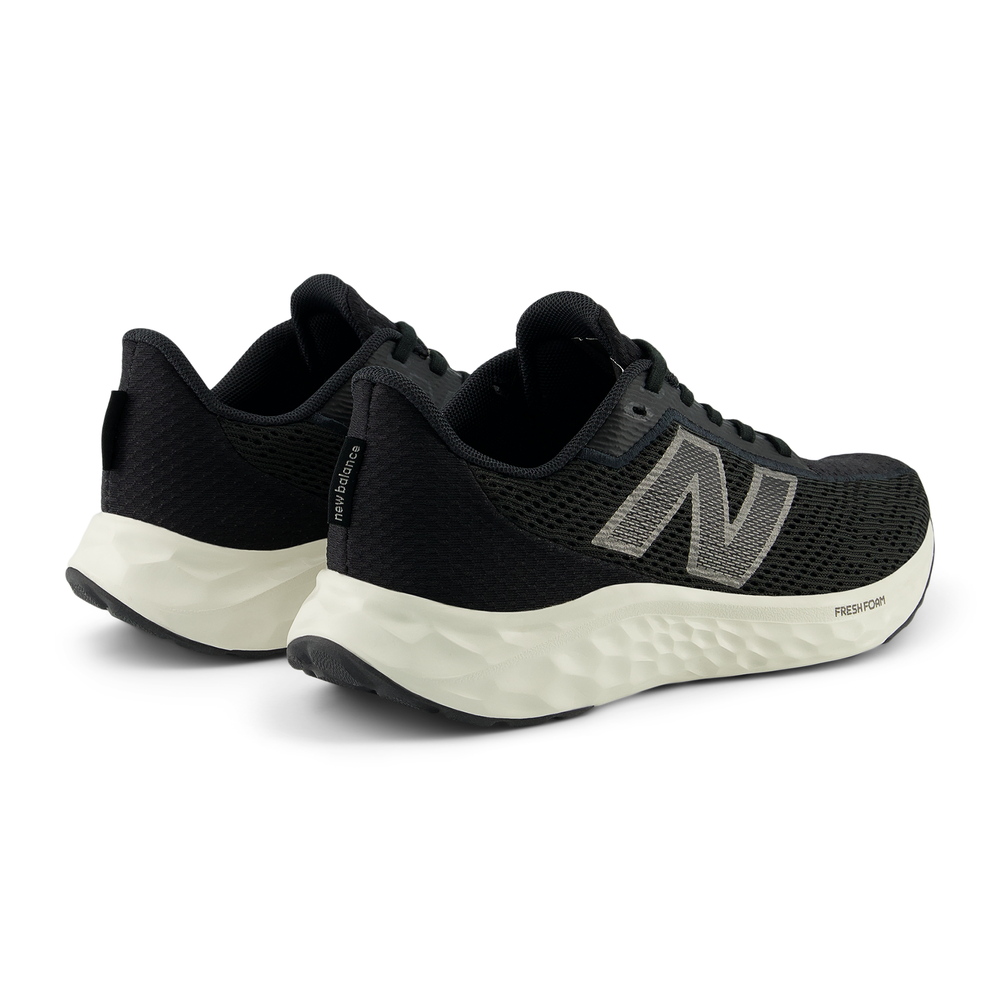 Dámske topánky New Balance Fresh Foam Arishi v4 WARISYK4 – čierné