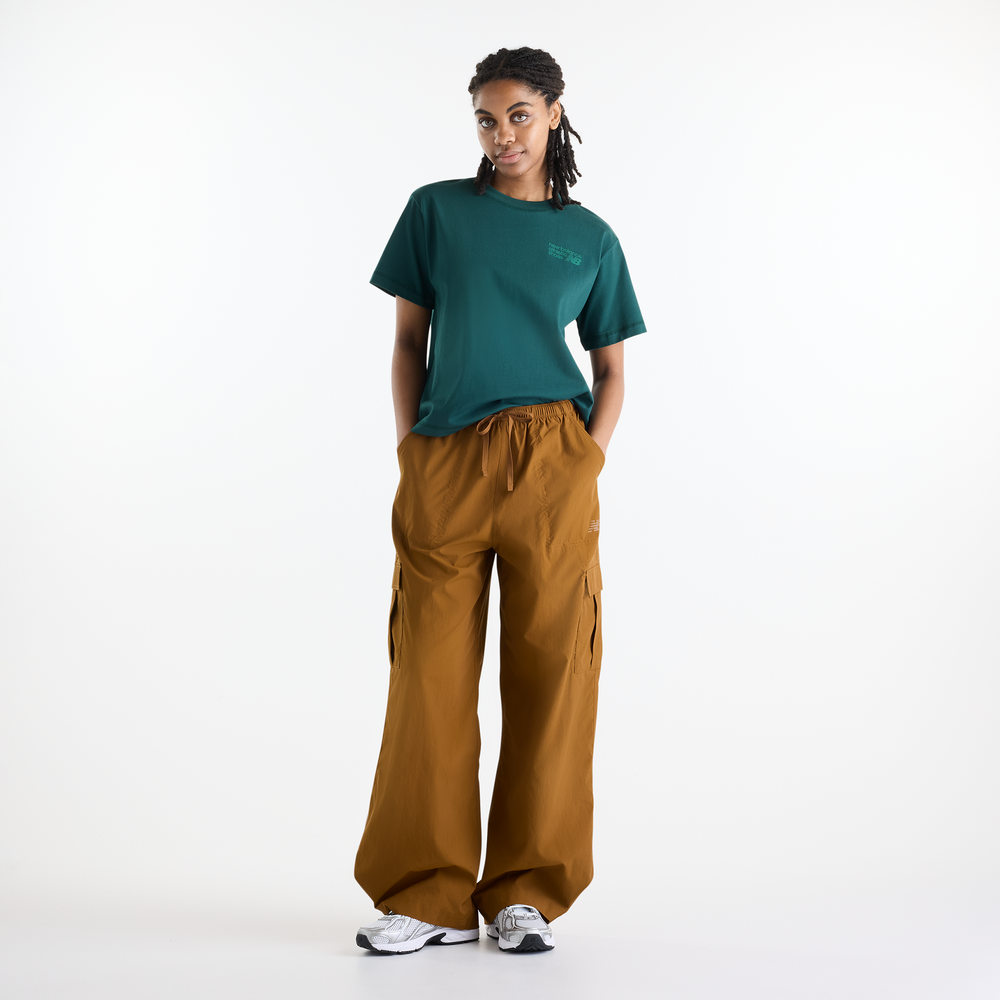 Dámske tričko New Balance Athletics Premium Logo Hip Length – zelené
