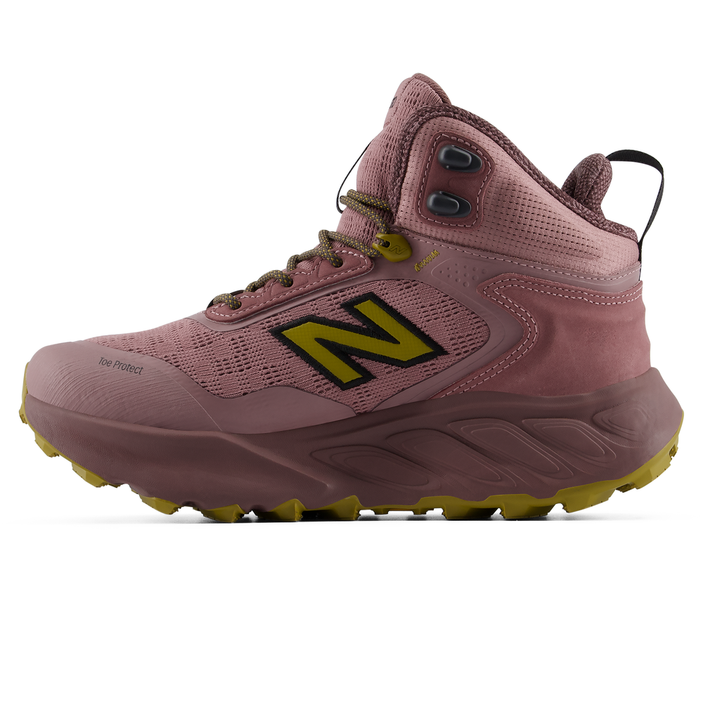 Dámske topánky New Balance Fresh Foam X Hierro Hiker Gore-Tex v9 WHIMC1AO – ružové