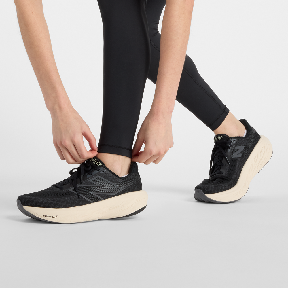 Dámske legíny New Balance WP51141BK – čierné