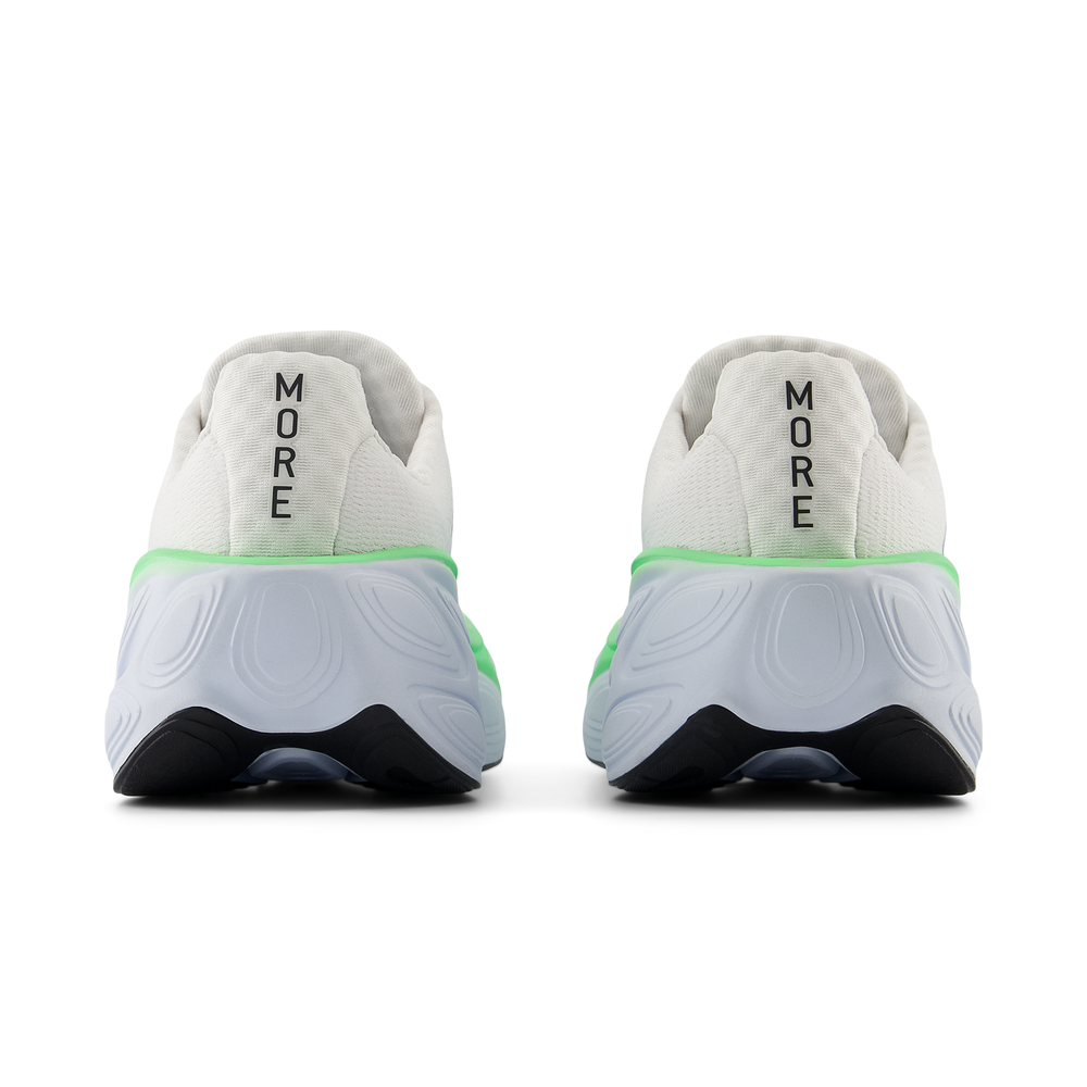 Dámske topánky New Balance Fresh Foam x More v5 WMORCB5 – biele