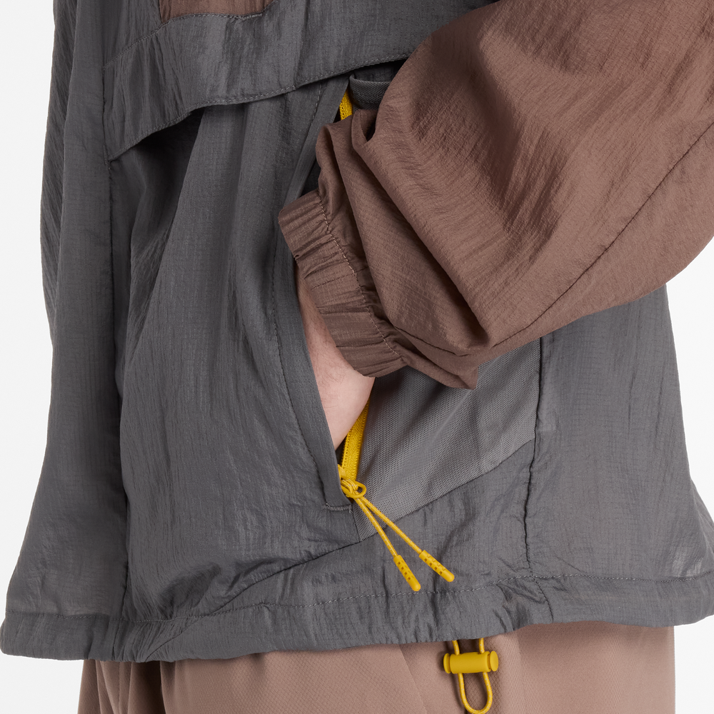 Pánska bunda New Balance MO53206EAS – hnedá