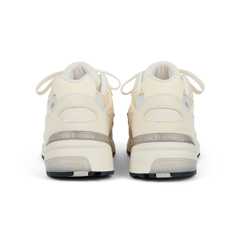 Unisex topánky New Balance U992MC - béžové
