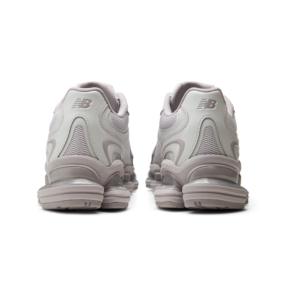 Unisex topánky New Balance ABZORB U20001D3 – biele