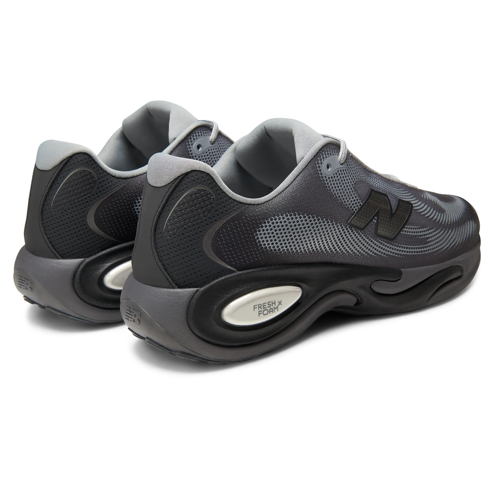 Pánske topánky New Balance AC Runner MACR199J – sivé