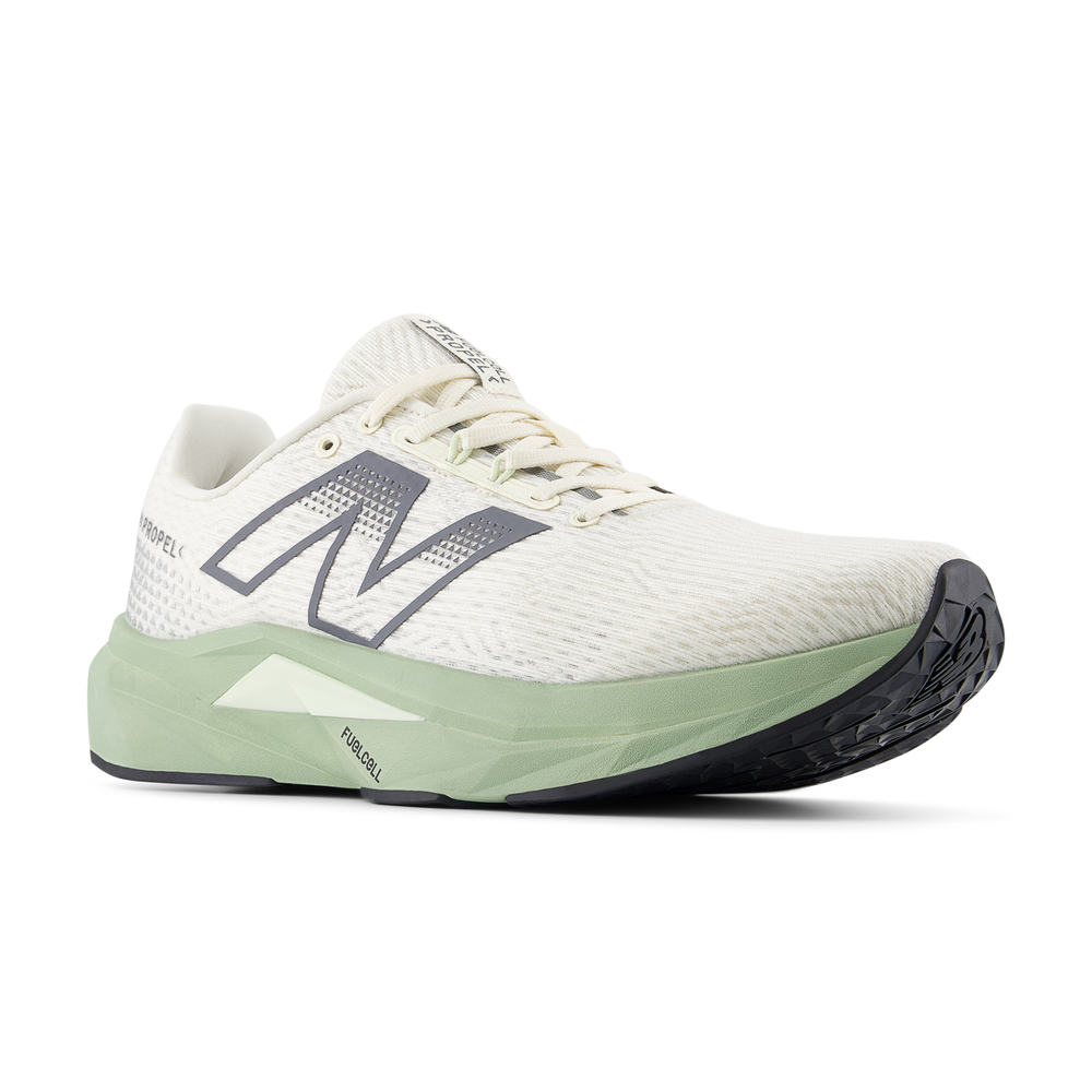 Pánske topánky New Balance FuelCell Propel v5 MFCPRCA5 – béžové