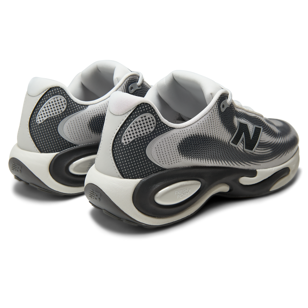 Pánske topánky New Balance AC Runner MACR161F – sivé