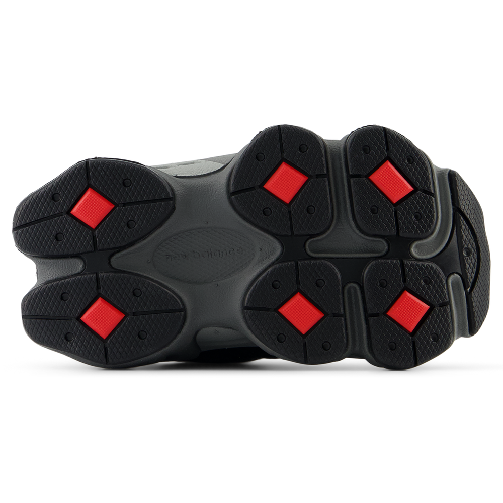 Detské topánky New Balance IV9060BK – čierné