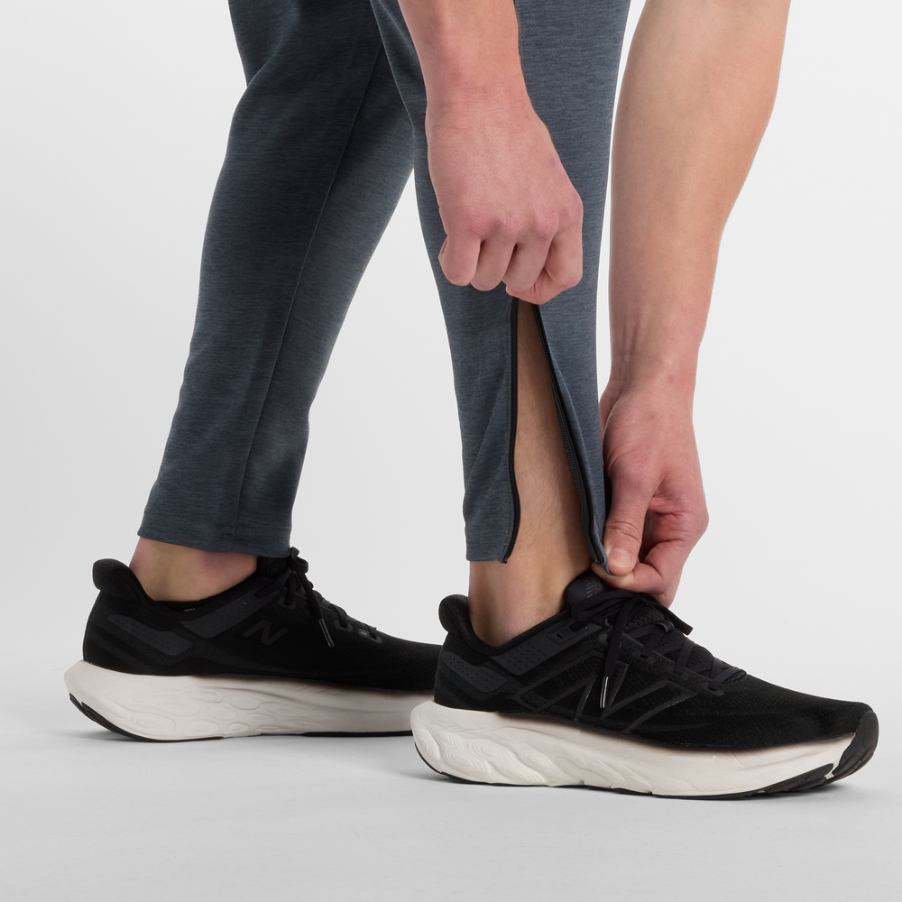 Pánske nohavice New Balance MP51905GT – sivé