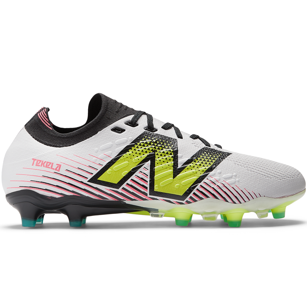 Futbalové topánky New Balance TEKELA PRO FG V4+ ST1FLH45 – biele