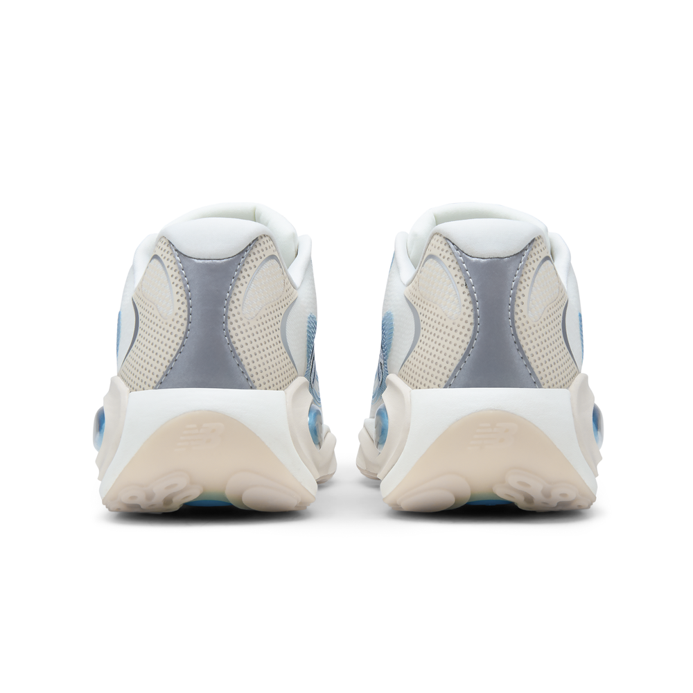 Dámske topánky New Balance AC Runner WACR15HW – béžové