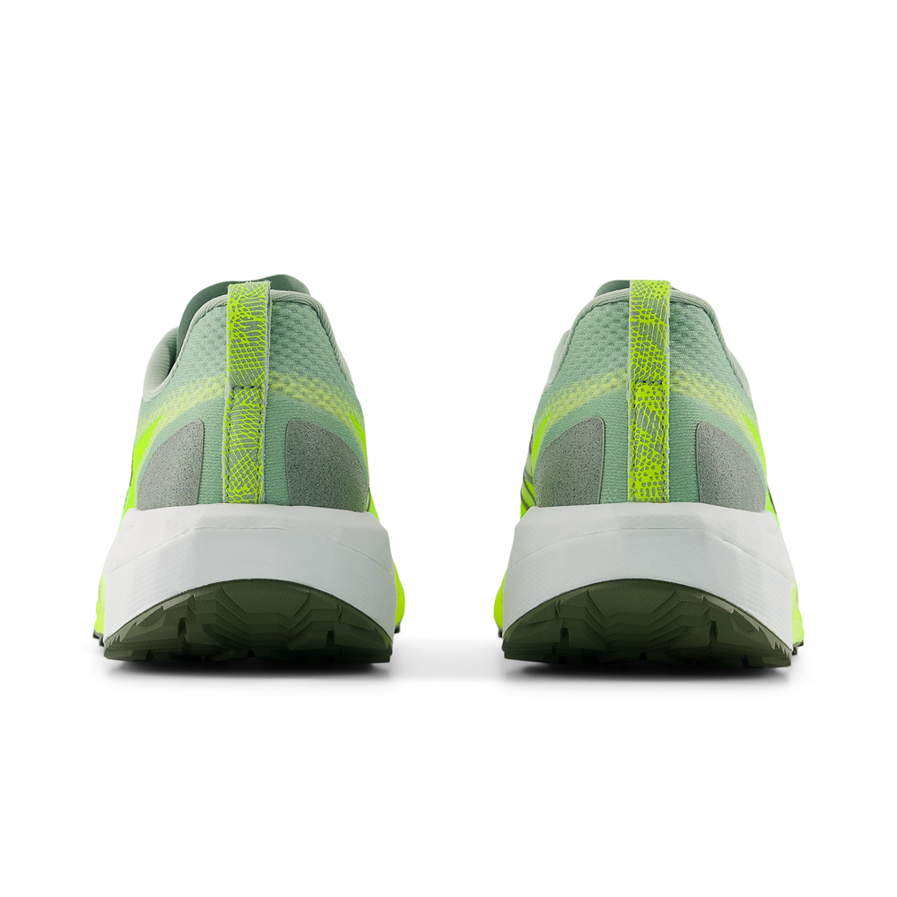 Pánske topánky New Balance FuelCell SuperComp Trail v2 MTRX5C9 – zelené