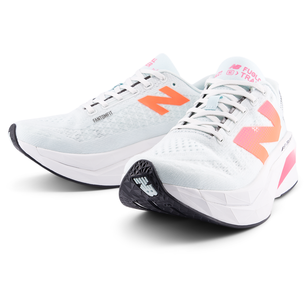 Topánky na behanie New Balance FuelCell SuperComp Trainer v3 MRCX17A – biele