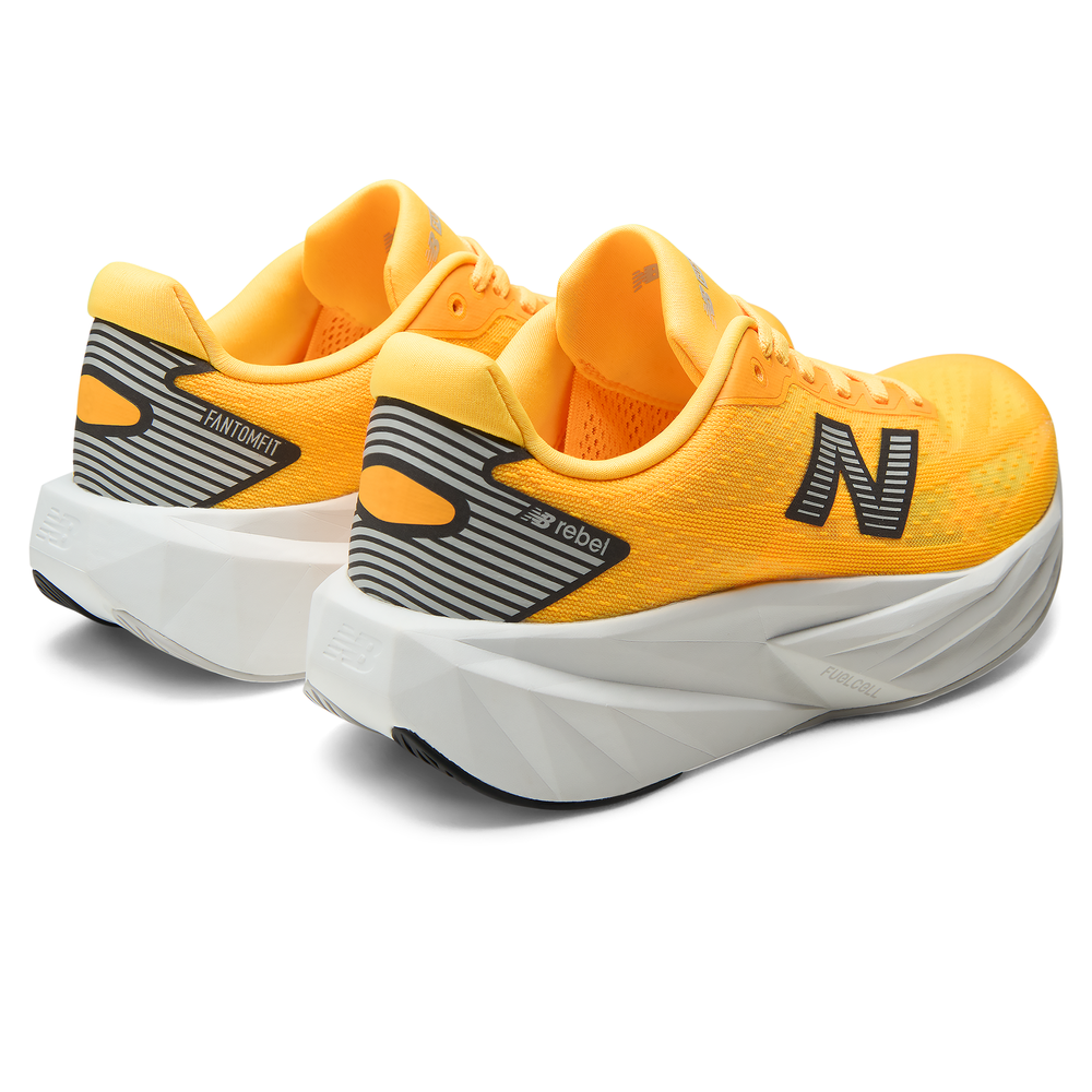 Dámske topánky New Balance FuelCell Rebel v5 WFCX2C3 – oranžová