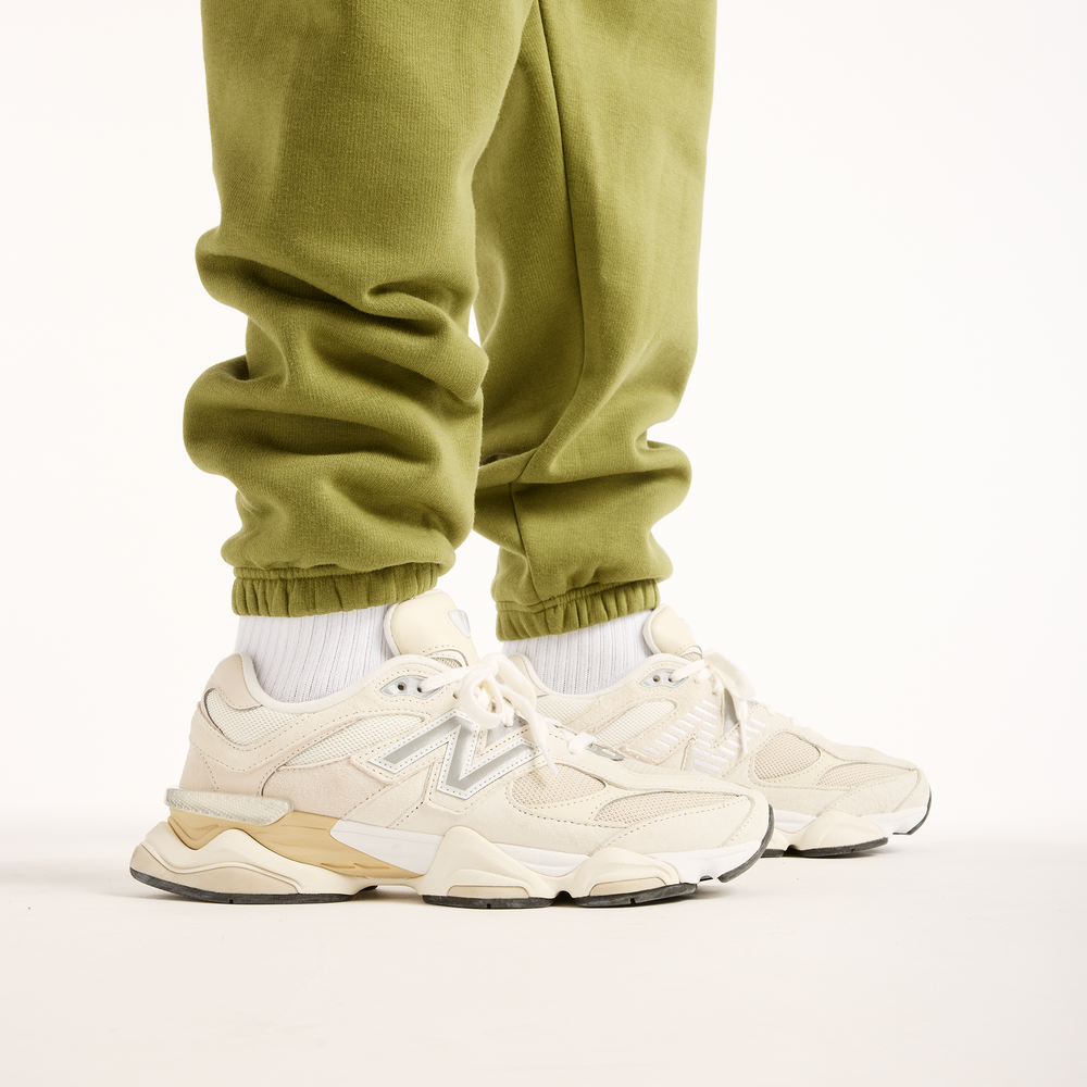 Pánske nohavice New Balance Sport Essentials – zelené