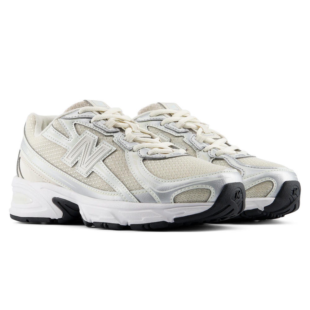 Detské topánky New Balance G7402A3 – béžové