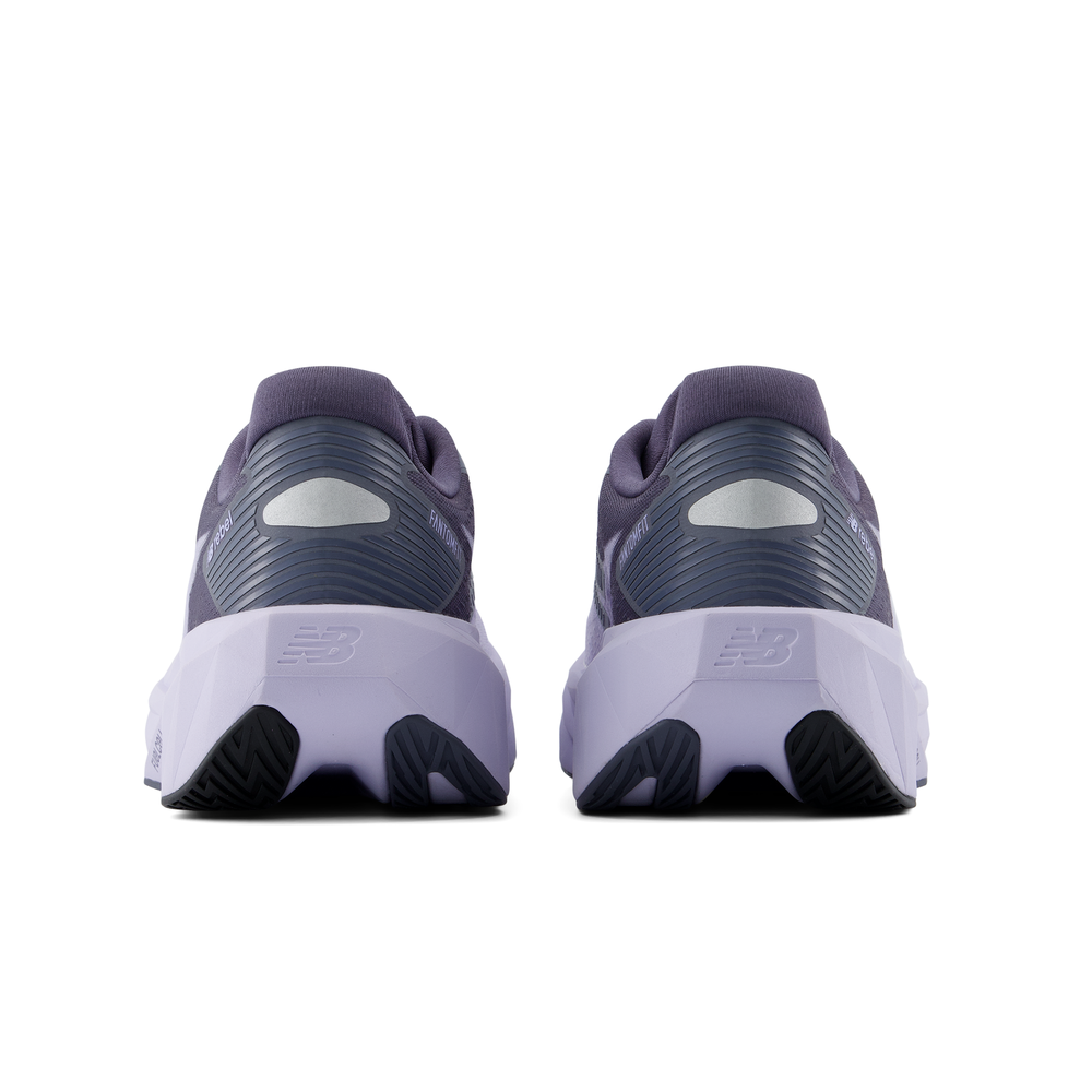 Dámske topánky New Balance FuelCell Rebel v5 WFCX5M2 – fialové