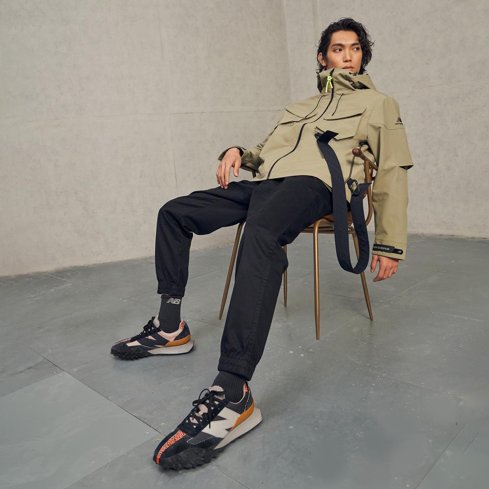 Topánky New Balance UXC72CNY – čierna a hnedá