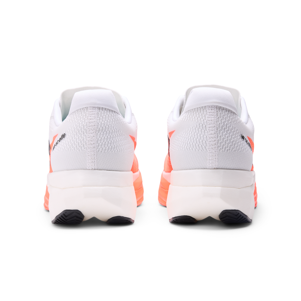 Dámske topánky New Balance FuelCell SC Elite V5 WRCELLR5 – oranžová