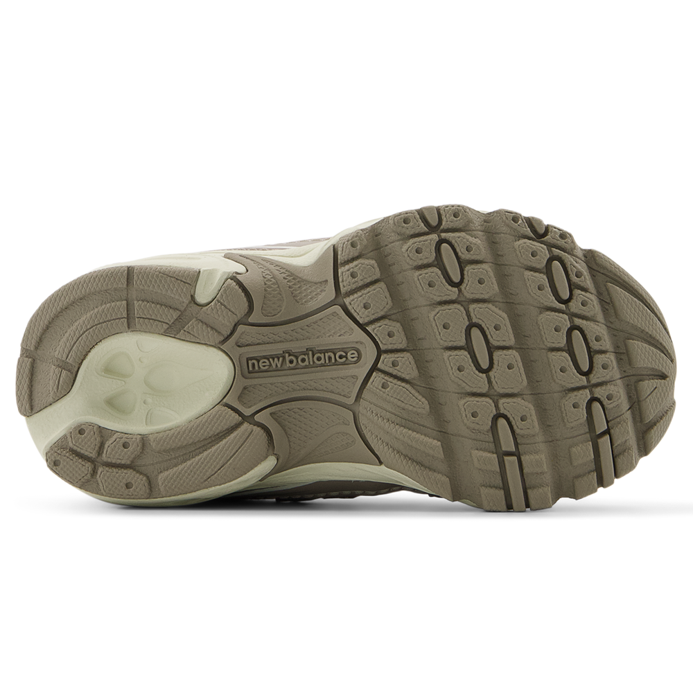 Detské topánky New Balance IZ740SA – hnedá
