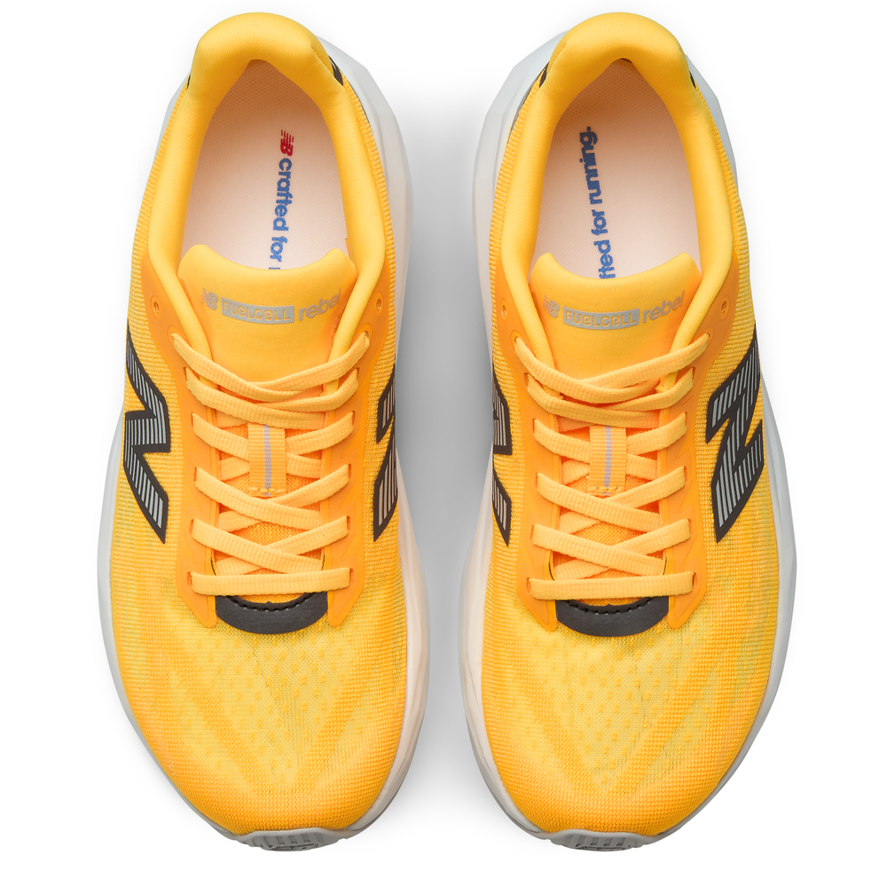 Dámske topánky New Balance FuelCell Rebel v5 WFCX2C3 – oranžová