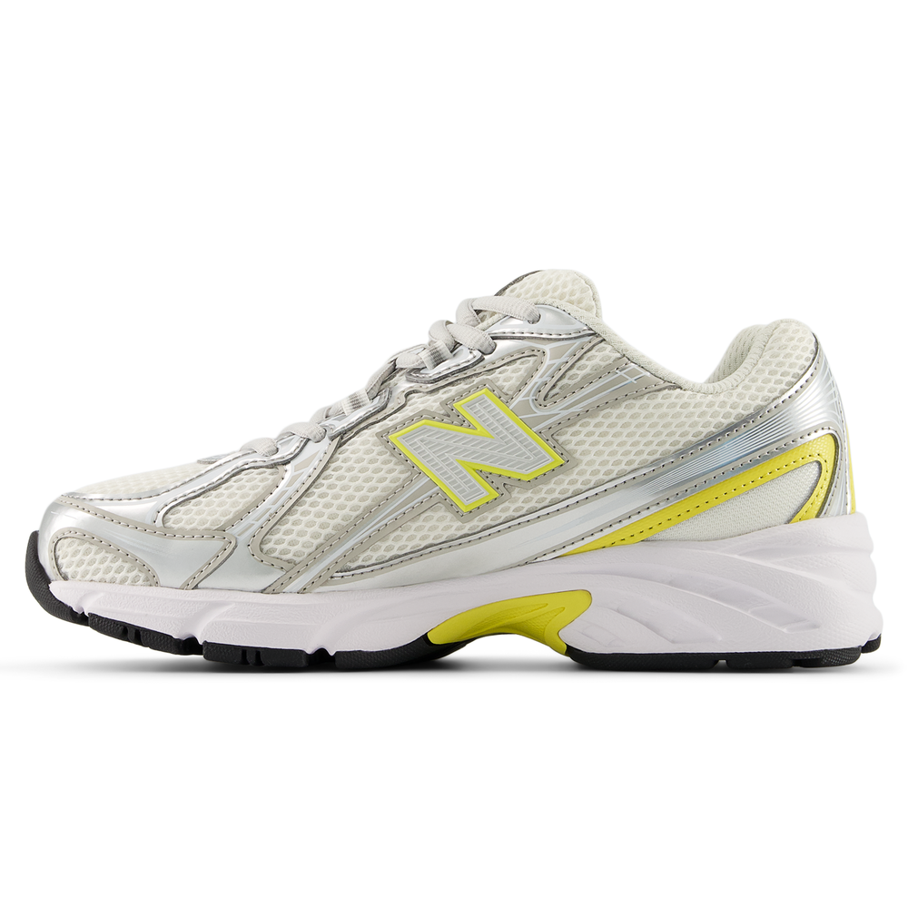 Detské topánky New Balance G7402I5 – biele